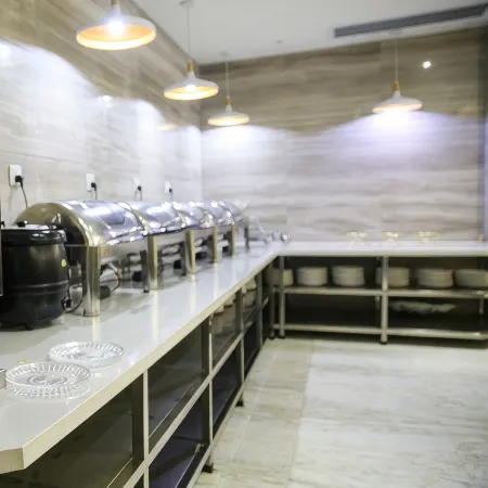 Lavande Hotel (Dongping Sports Conference and Exhibition Center Baifoshan)