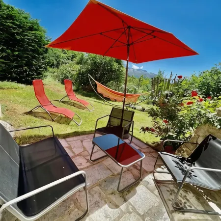 Le Cabanou - Private Spa in the Countryside. Quiet, Natural Setting with Superb Views