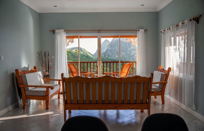 Majestic Villa, breathtaking view of famous Pitons, Ocean and Soufriere Town