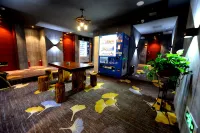 Yang Qingchun Theme Hotel (Taiyuan Qinxian North Street Shuangxi City) - Jacuzzi