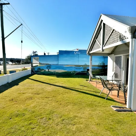 Waterfront Apartments Unit 1