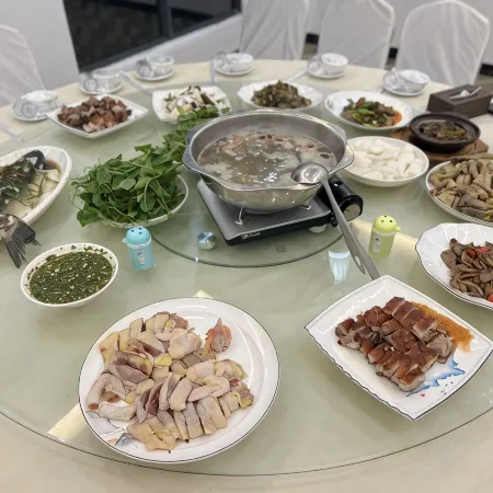 Bama Mijing Fudi Hotel (Changshou Village)