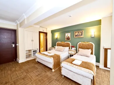ELYSİON HOTEL Hoteles en 