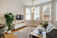 Stunning Sea Views, Family Apt; Free Parking & Gym - Apartments
