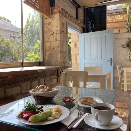 Alayaz Hotel