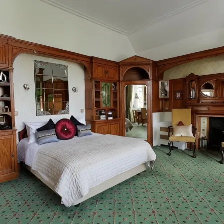 Oakley Court Отели в г. Виндзор