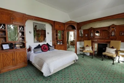 Oakley Court Hotel a 