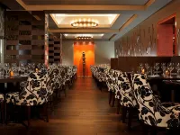 Cambridge Suites Toronto Hotels near Yonge - Dundas