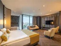 Hotel Pia Bella โรงแรมในคีเรนยา