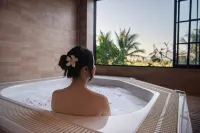 นอร์ธ ฮิลล์ ซิตี้ รีสอร์ต - รีสอร์ท