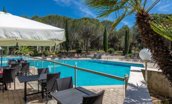 Garrigae Domaine de l'Esterel - Piscine & Spa Cinq Mondes