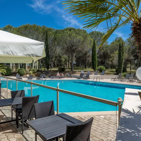 Garrigae Domaine de l'Esterel - Piscine & Spa Cinq Mondes