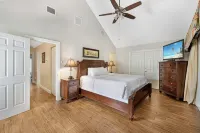 Charming 3-Bedroom Villa Centrally Located in the Florida Keys
