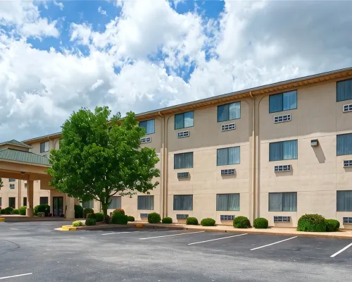 Best Western Big Spring Lodge Hotels in Neosho