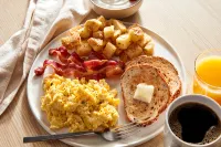 Holiday Inn NASHVILLE DOWNTOWN - STADIUM by IHG - servizio colazione
