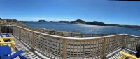 Bellecroft House - Beautifully renovated, stunning water-front getaway property - 民泊