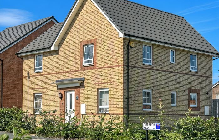 Sheffield Charming Detached 4bd Home