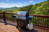 Huge Mountain Estate,Blue Ridge View, Sleeps 18, Hot Tub, Deck, & Game Room