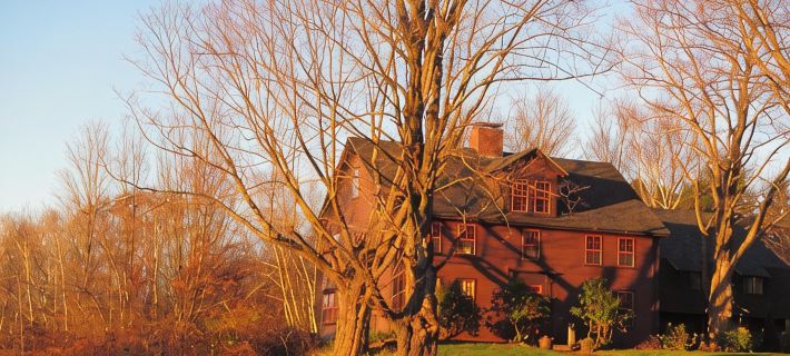 Large, Family Farm House - Perfect Place To Enjoy The Beauty Of New Hampshire Hotels in Merrimack County