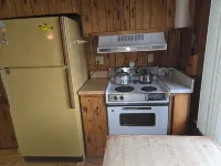 Sandy Lake Retreat Charming 2-bedroom cabin with WiFi, AC steps from the lake! - Hytter