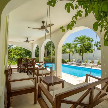 Quaint Villa with Beautiful gardens