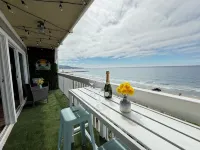 Oceanfront Getaway - Parking - Stunning Views