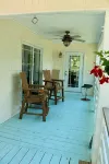 On The New River Newly Renovated 3 bedroom, 1 loft 3.5 bath and dock