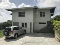 Tradewinds- quiet home overlooking the ocean Hotels in Sauteurs