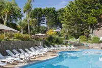 Bournemouth Carlton Hotel by Sunday - Rooftop Pools