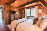 Chalet in Stanislaus National Forrest near Murphys w/ privacy and canyon views