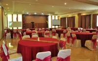 Arayanna Hotel & Resort