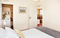 GARDEN APARTMENT - Villas