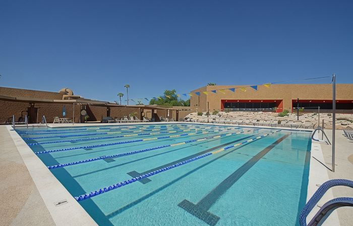 Remodeled retreat in golf community Sun City!