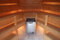 Exclusive apartment with garden and fireplace near the beach