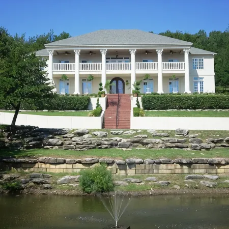 7,000 Sqft At 'The Columns' Estate In South Tulsa