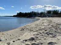 House on Hummel Bay in front of the archipelago and Skuleskogen National Park, High Coast Hotel di Ornskoldsvik