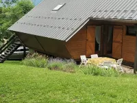Chalet in the mountains, Massif du Vercors, 1100 meters, Piano at your disposal