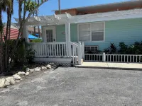 Paradise Getaway on Anna Maria Island - ビーチサイド