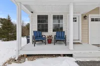 Spacious 4 bedroom luxury Condo