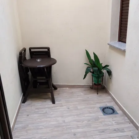 COMPLETELY RENOVATED HOUSE WITH FREE WIFI