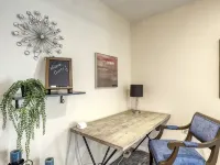 Private Retreat In Northwest Las Vegas For A Single Or Couple Hotels near Mount Charleston