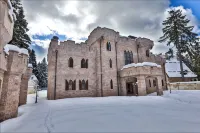 The Castle | your unique way of retreat