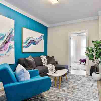 The Downtown Hive: Sophisticated stay steps from Main St Bethlehem! Others