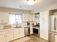 Modern 4 Bedroom Home Hotels in Fallon