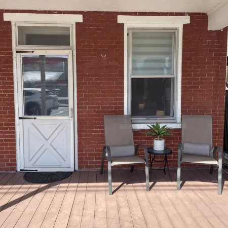Minutes From Hershey! Perfect for a small family. Private backyard