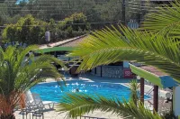 Seaside Resorts - Pools