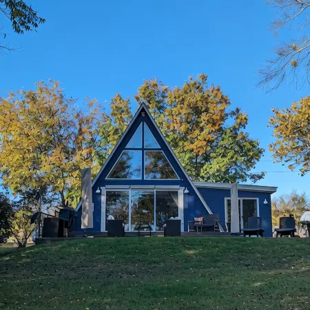 End of Year Specials- Be Lakefront for the Holidays!