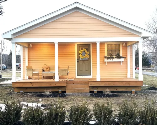 Charming Village Cottage Hotels in Hartwick