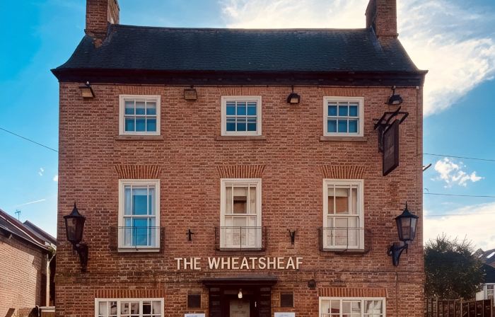 The Wheatsheaf Pub, Kitchen & Rooms