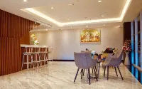 W Three Style Hotel Makassar